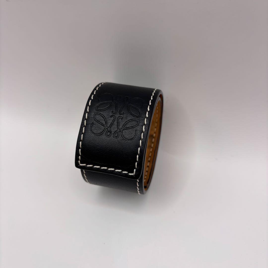 LOEWE バングル　ブラック　アナグラム　スラップ　レザー　型押し　ロエベ
