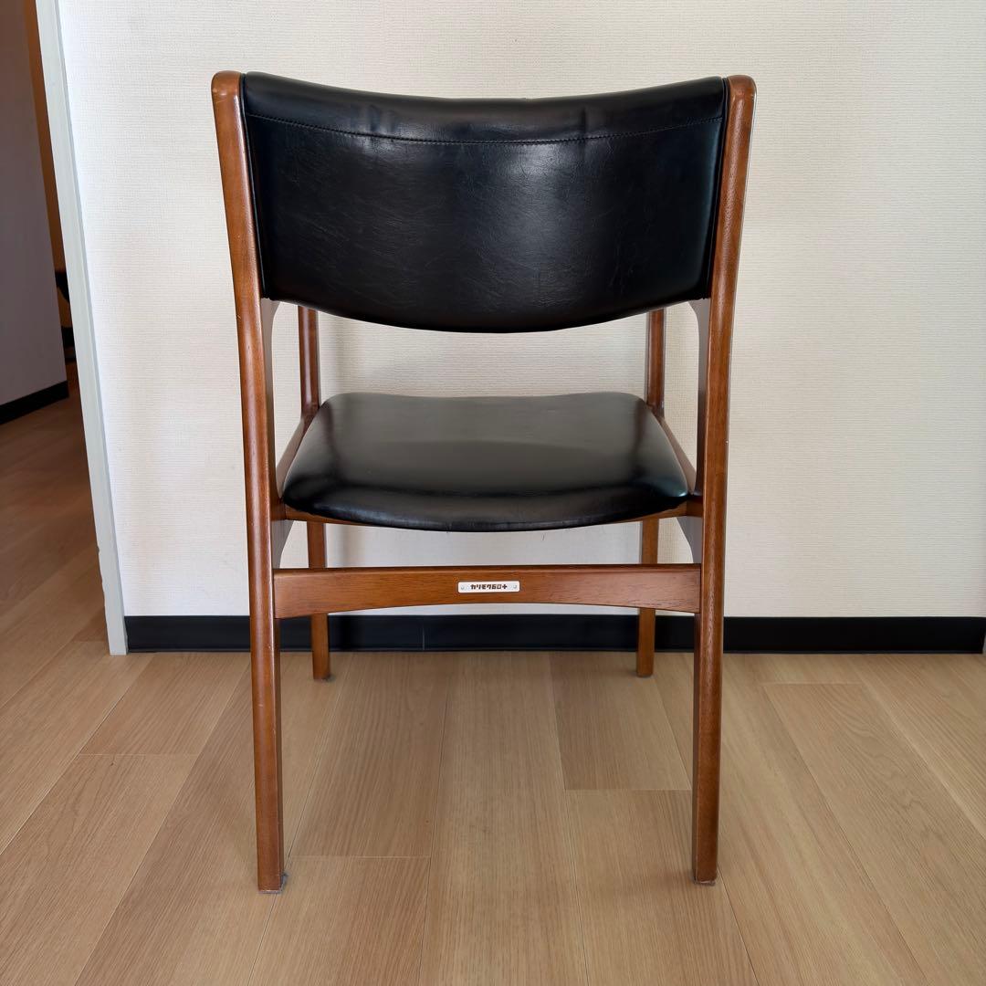 【引取価格】カリモク60+ ダイニングアームチェア スタンダードブラック