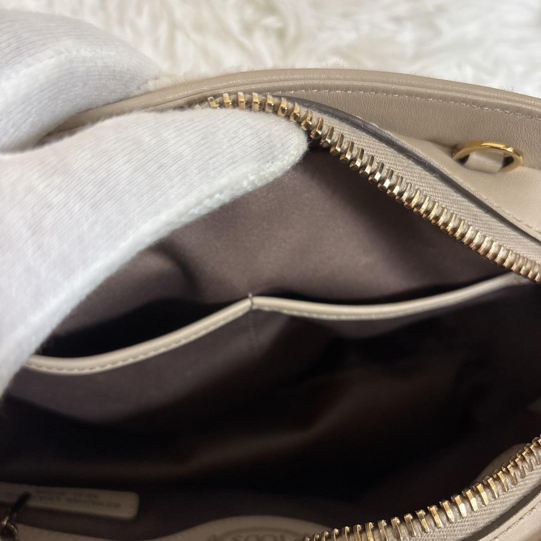 【美品】トッズ　2way バッグ　ハンドバッグ　ファー