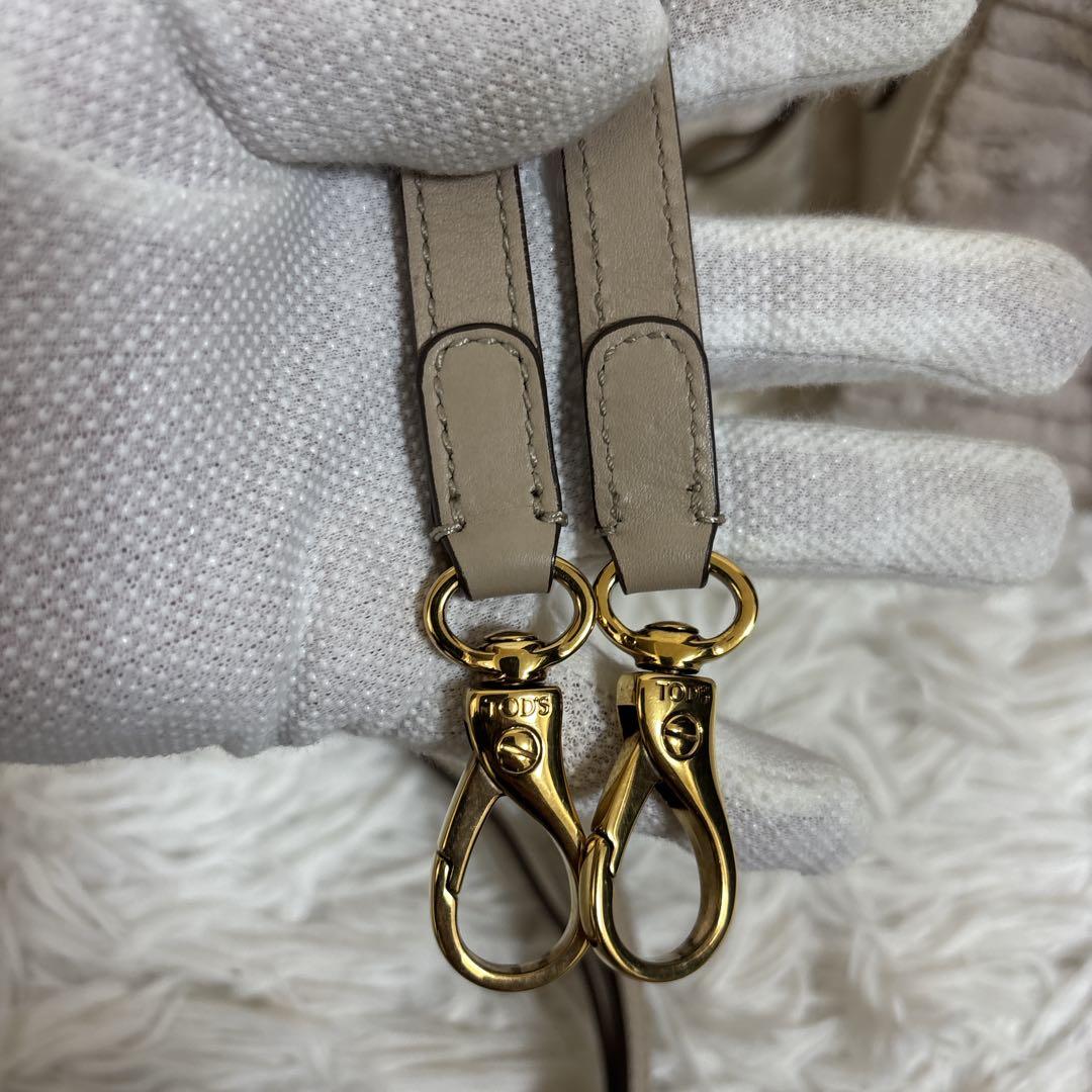 【美品】トッズ　2way バッグ　ハンドバッグ　ファー