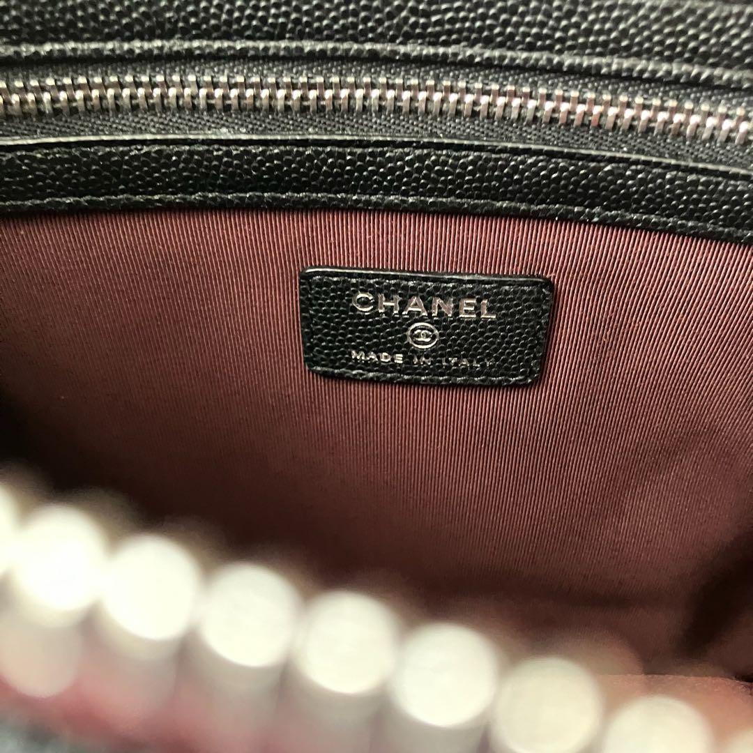 【新品・未使用】CHANEL クラシック ジップ ポーチ クラッチバッグ