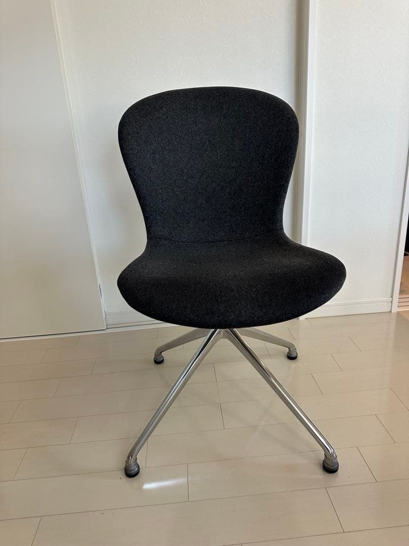 中古　BoConcept チェア