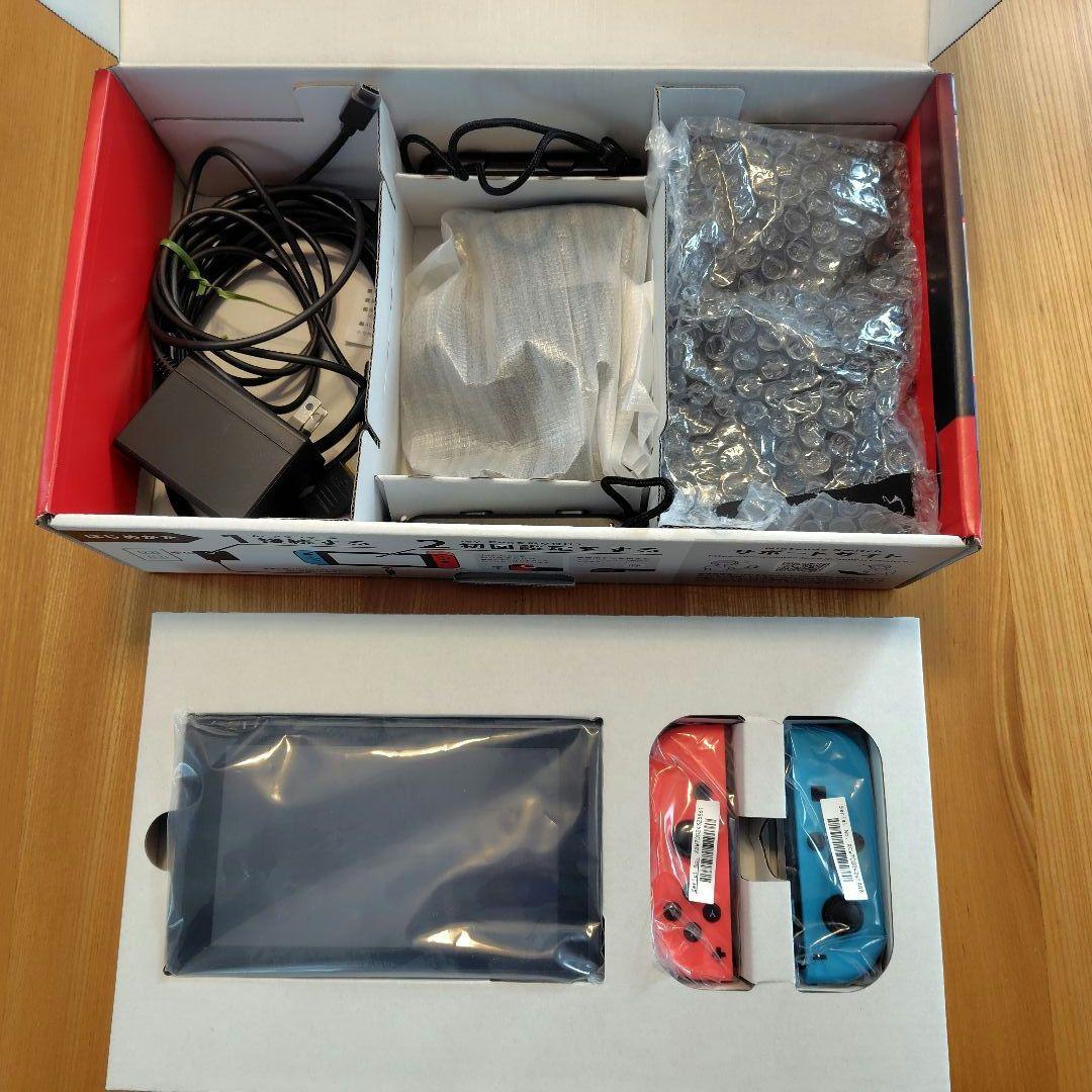 美品　Nintendo Switch 本体、 青/赤Joy-Con 箱あり