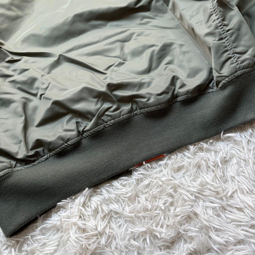 未使用級✨ BEAMS サーモライト MA-1 リラックスフィット L カーキ