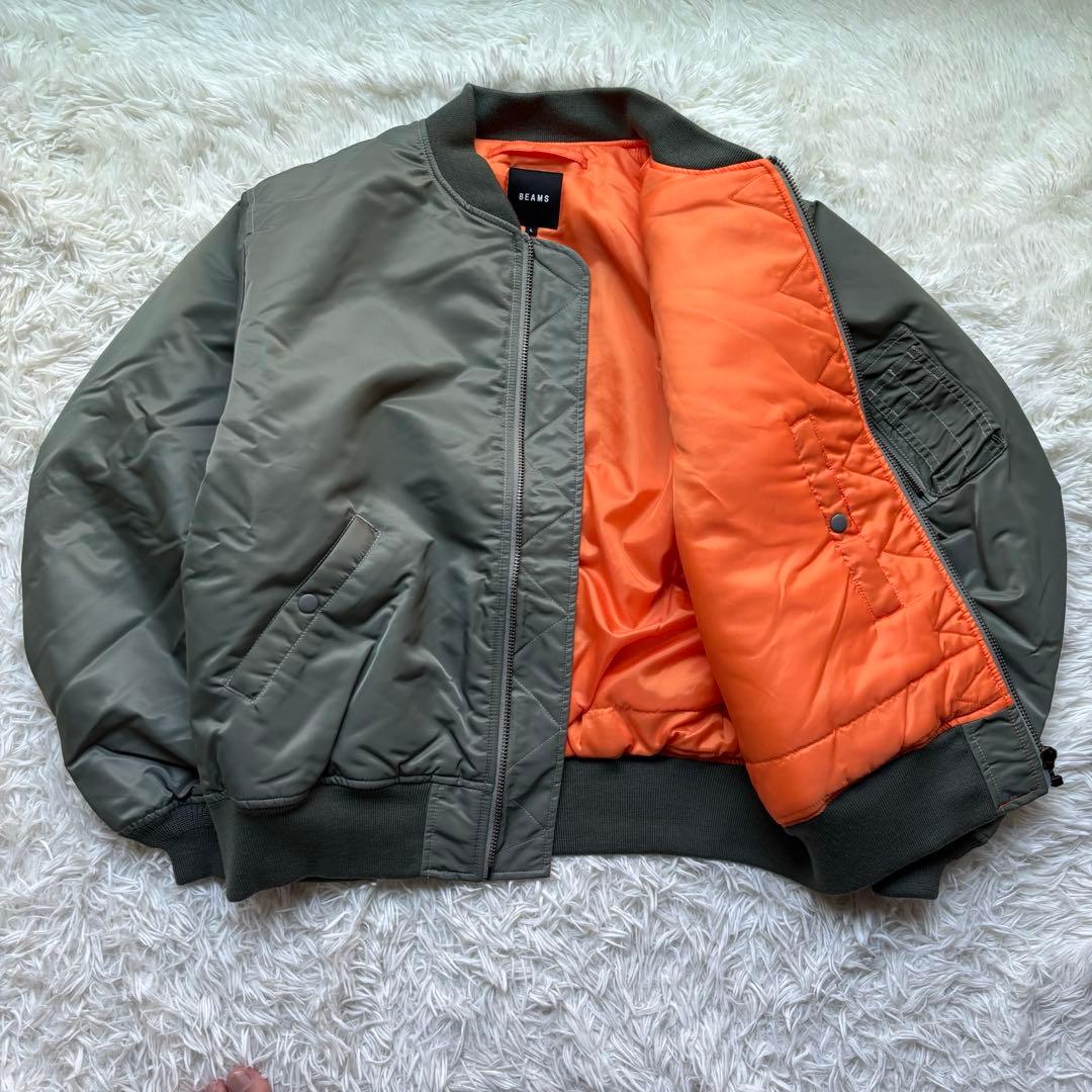 未使用級✨ BEAMS サーモライト MA-1 リラックスフィット L カーキ