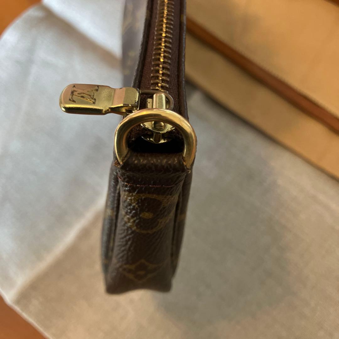 エ*ー様 ルイヴィトン アクセソワール　査定済　ポーチ美品