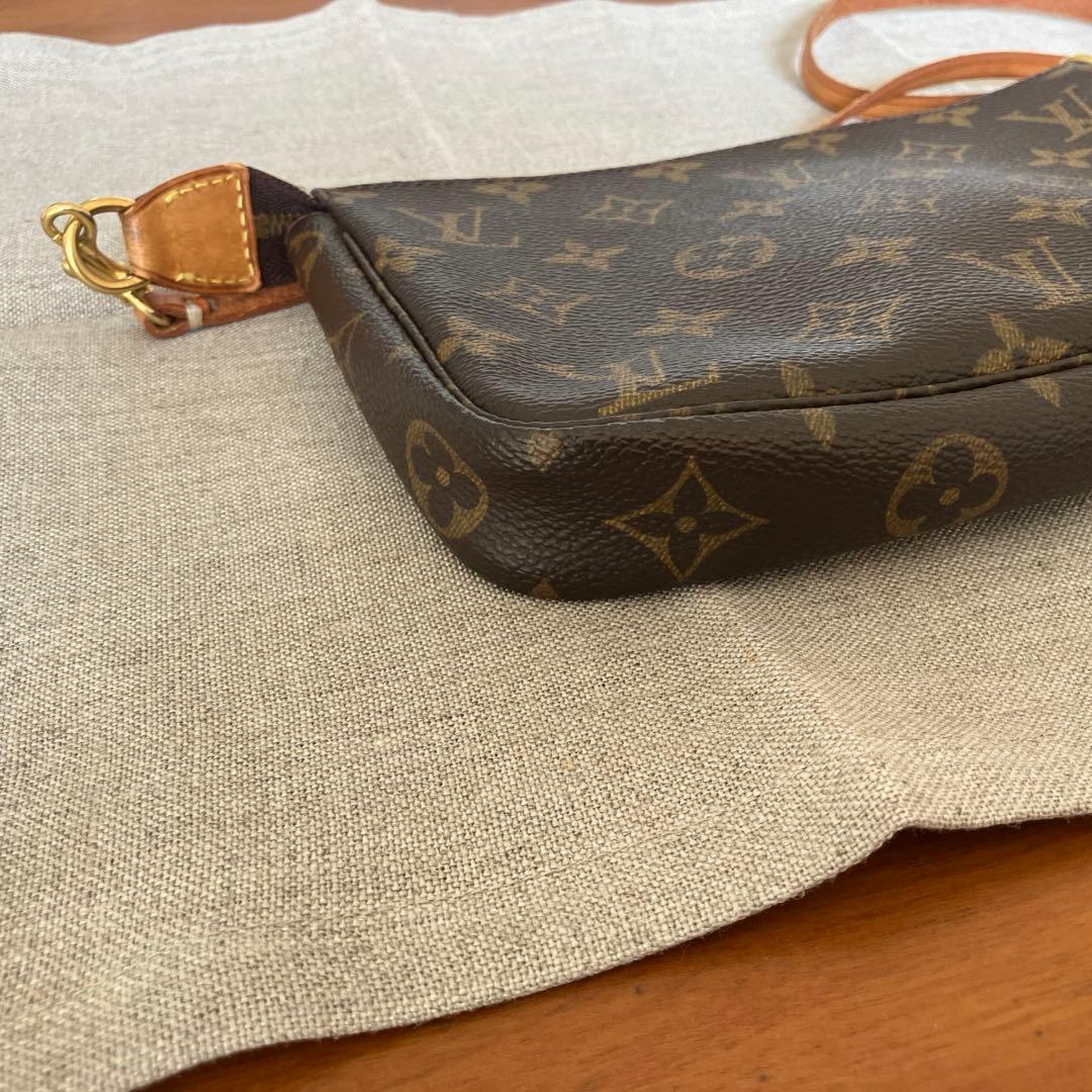 エ*ー様 ルイヴィトン アクセソワール　査定済　ポーチ美品