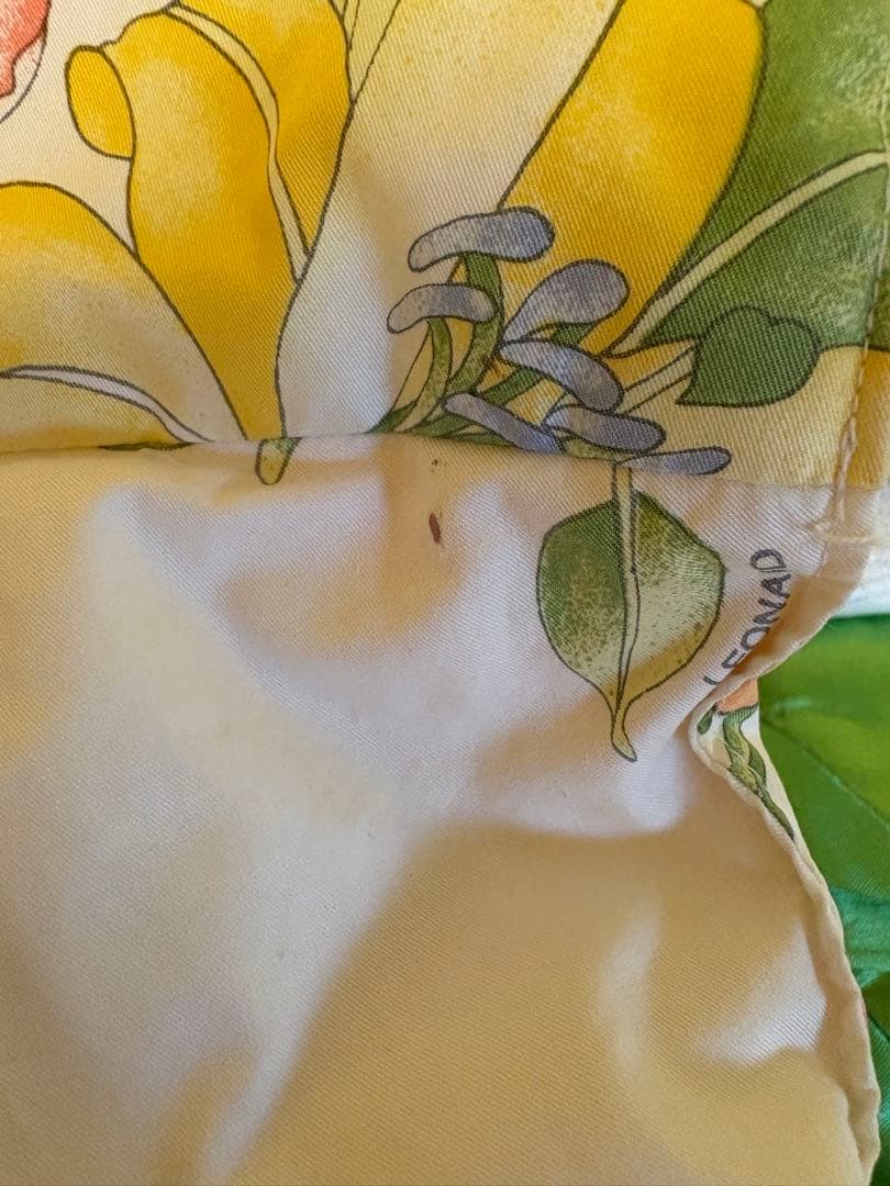 LEONARD 花柄 ダウンベスト