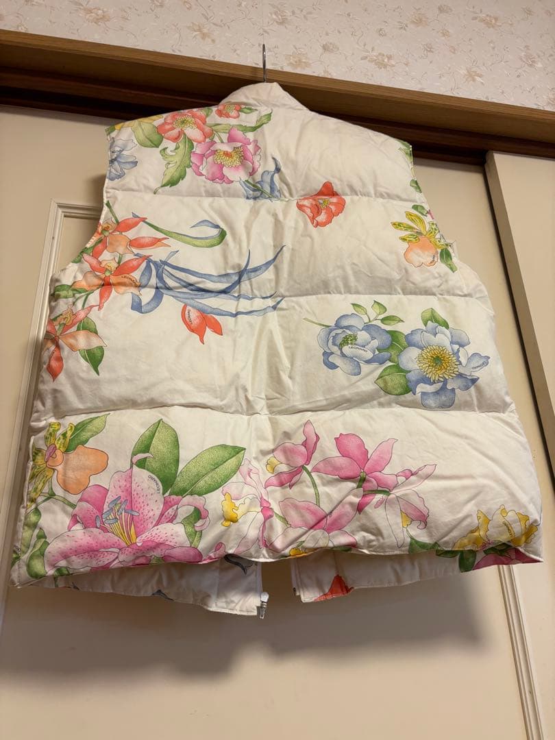 LEONARD 花柄 ダウンベスト