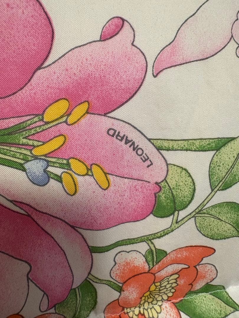 LEONARD 花柄 ダウンベスト