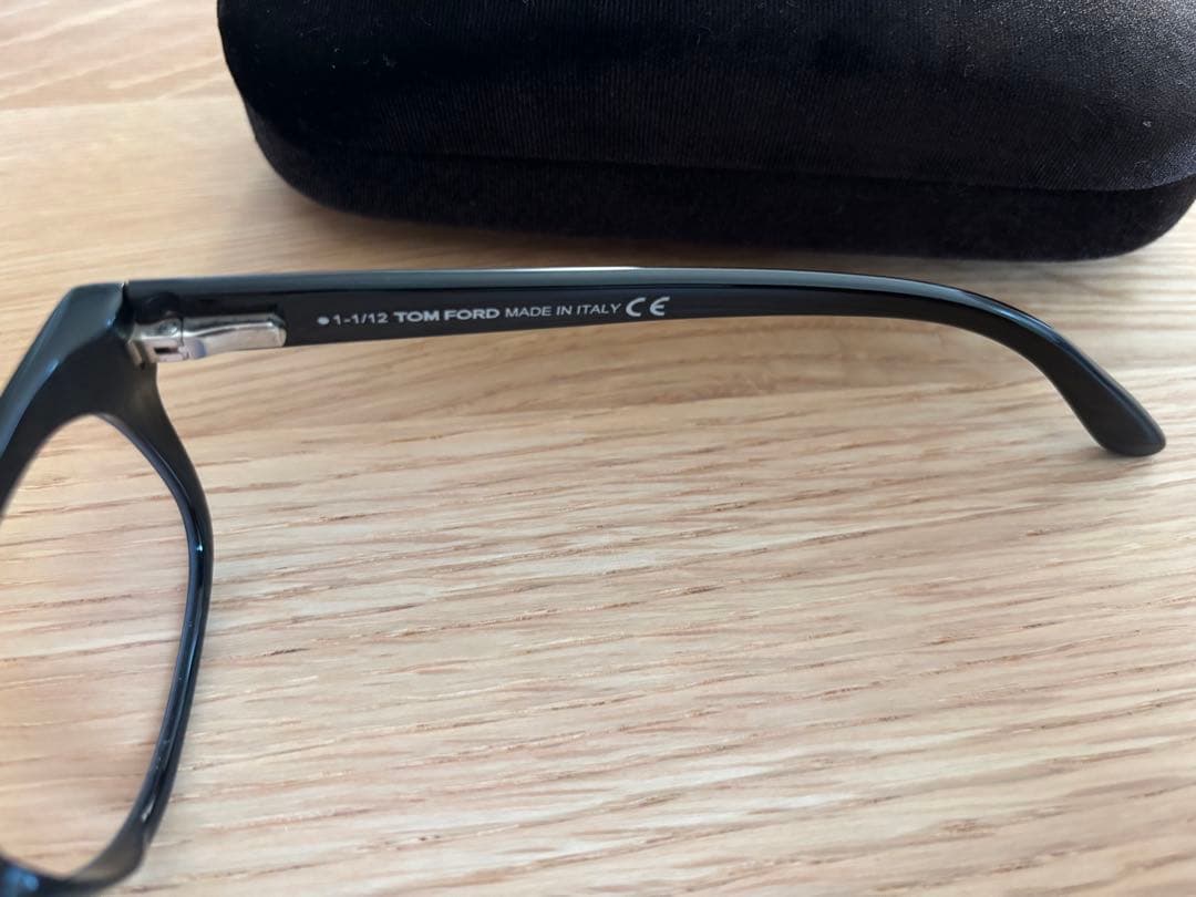 TOMFORD トムフォード メガネ TF5231 サングラス