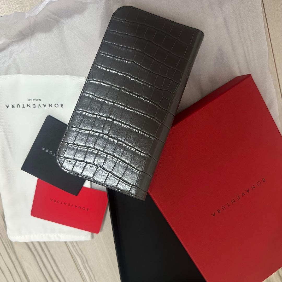 【新品未使用】BONAVENTURA iPhone 15 Pro Max ケース