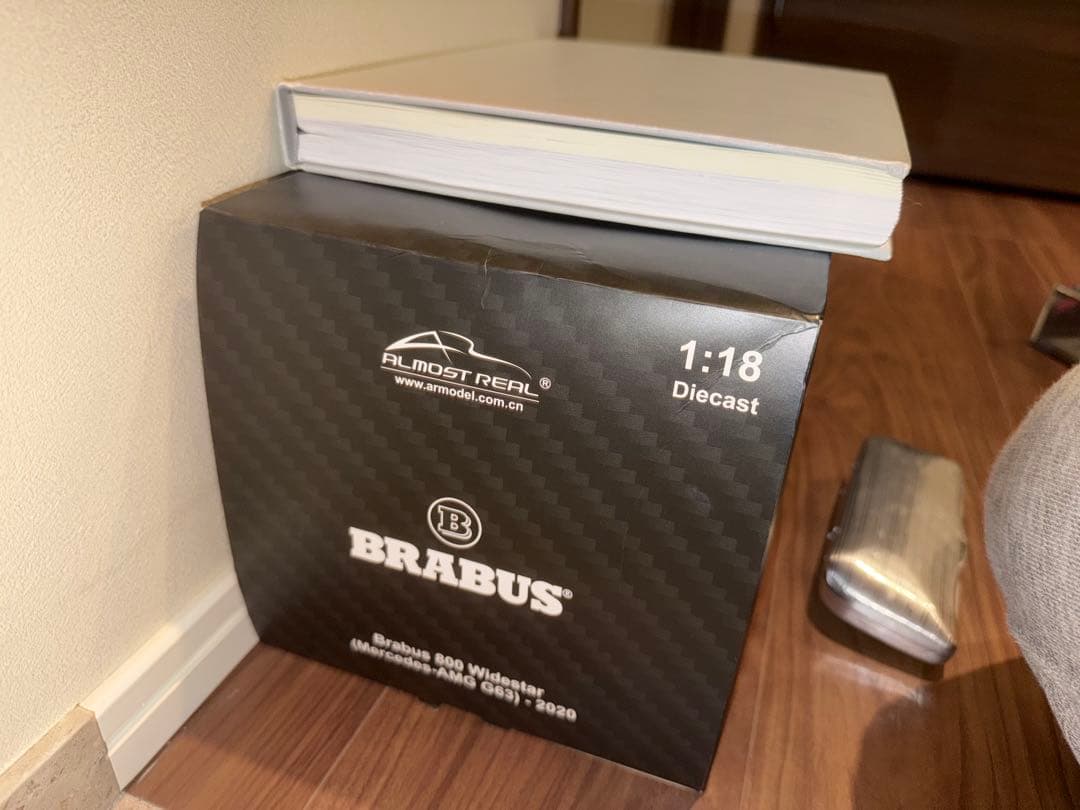 Almost Real BRABUS 800 ミニカー チャイナブルー 1/18
