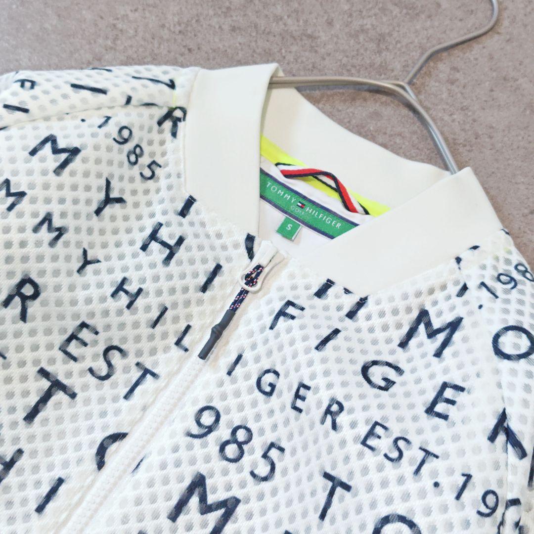 【トミーヒルフィガーゴルフ】ロゴ総柄メッシュブルゾン ジャンパー 袖リブ ゴルフ