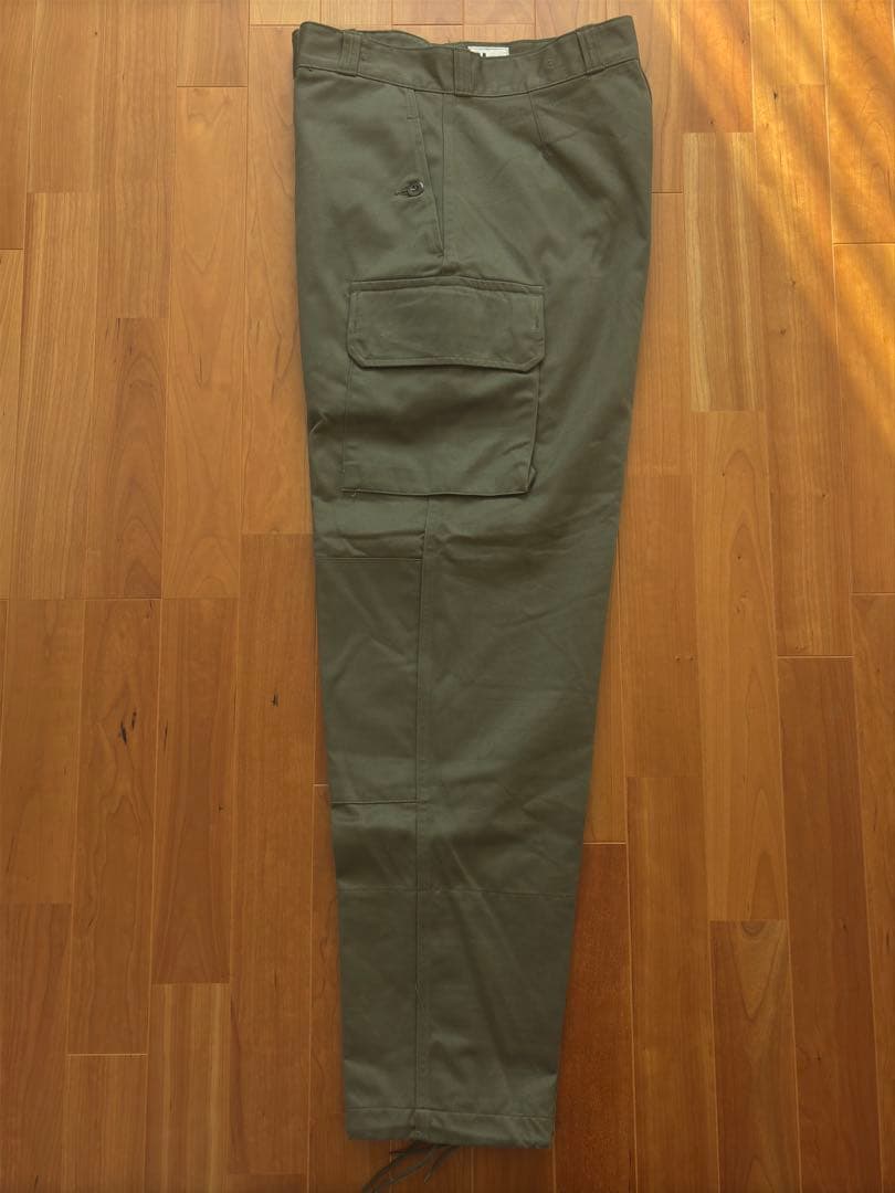 実物　フランス軍M-64カーゴパンツ 《デッドストック》