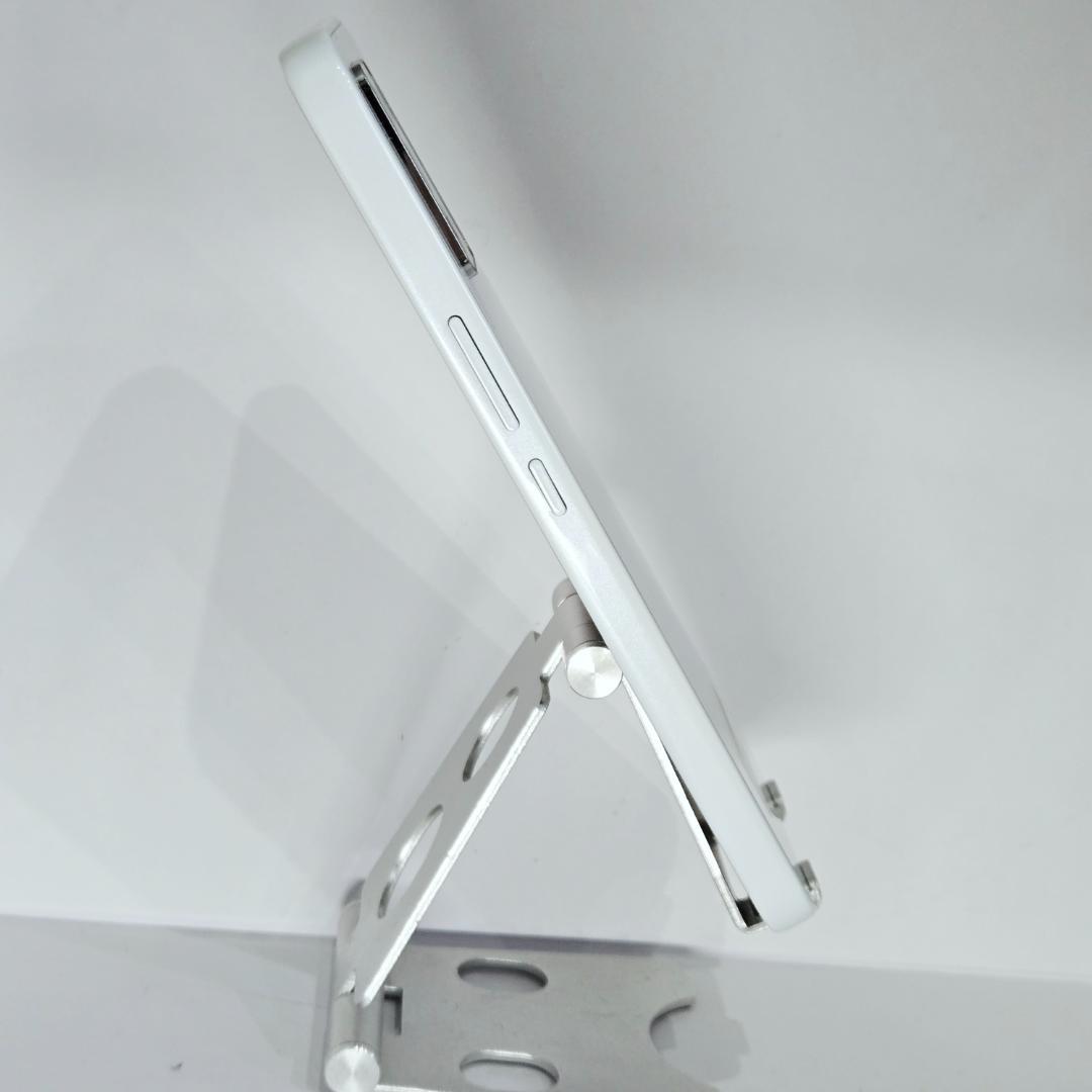 01 Libero 5G III ホワイト SIMフリー 極美品