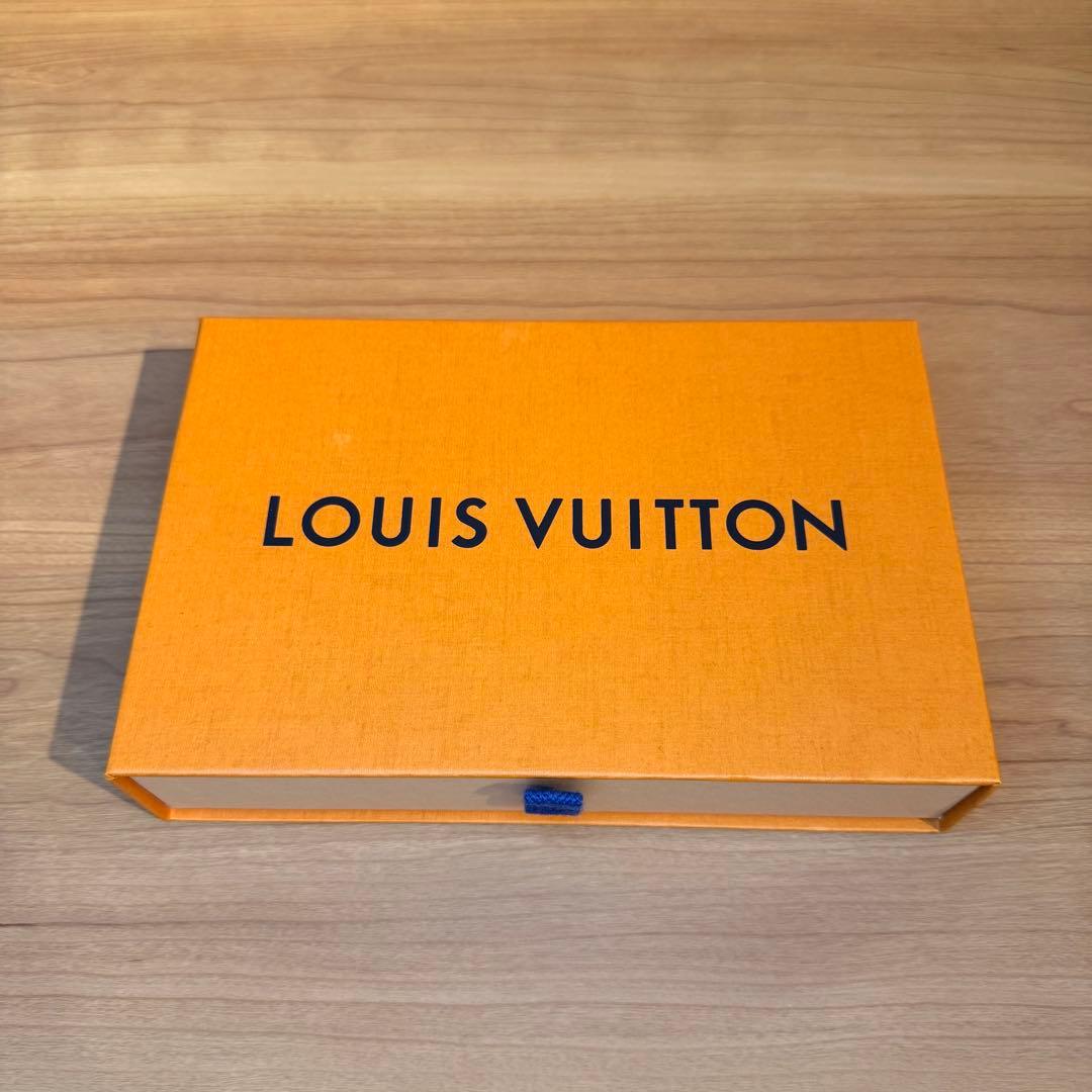 LOUIS VUITTON｜コンパクト・ウォレット｜モノグラム・エクリプス