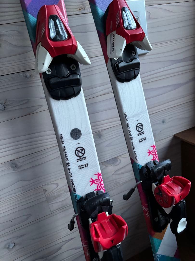 atomic スキー板130cm 女の子 ジュニア用 カービング