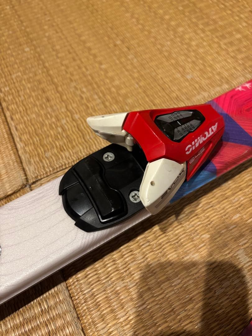 atomic スキー板130cm 女の子 ジュニア用 カービング