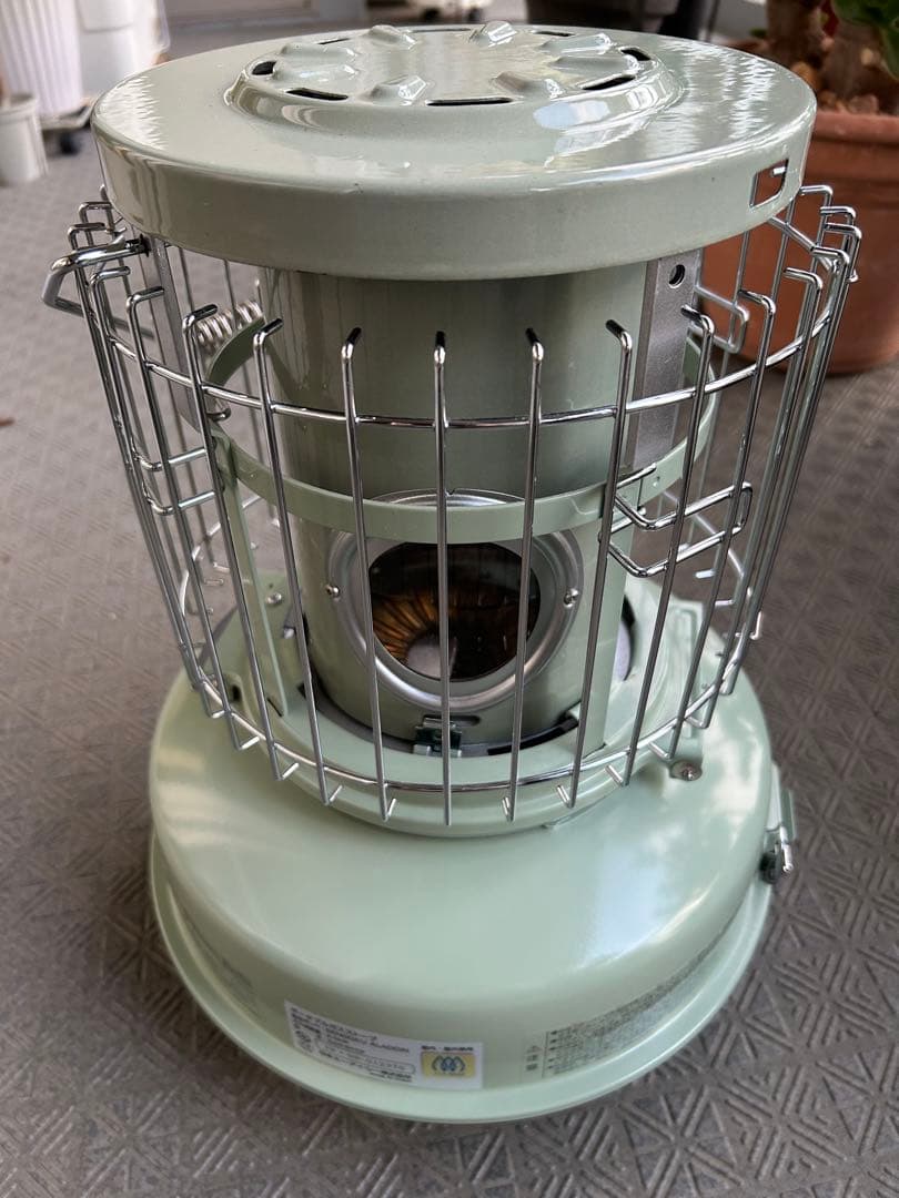 アラジンガスストーブ