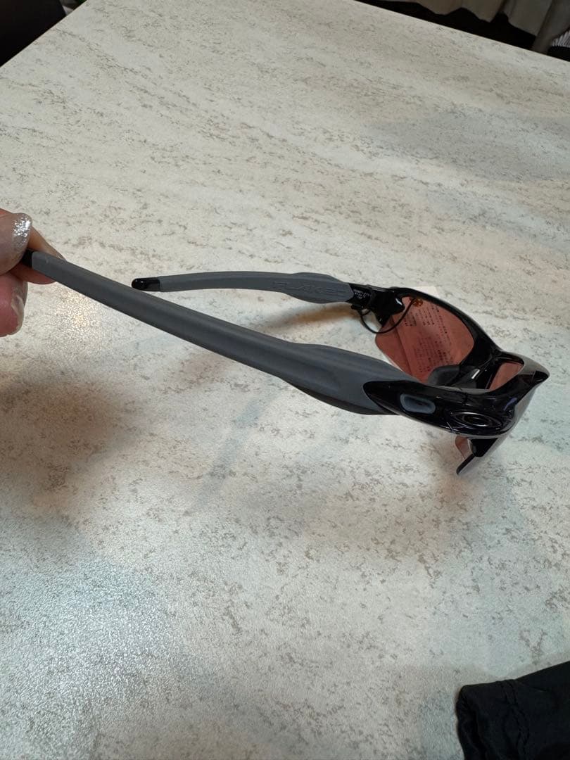 OAKLEYオークレイサングラス／FLAK2.0（A）／偏光機能／男女兼用／新品