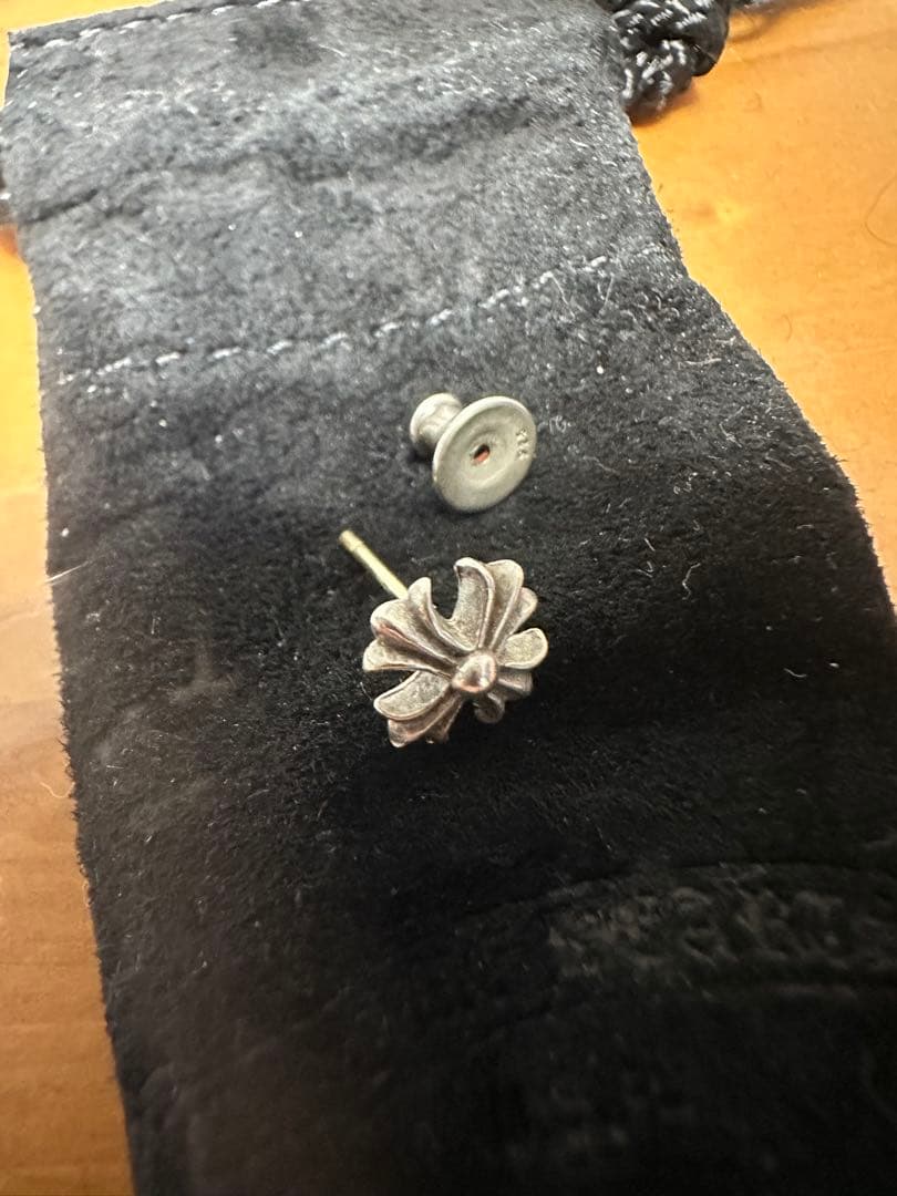 クロムハーツ CHクロス スタッドピアス