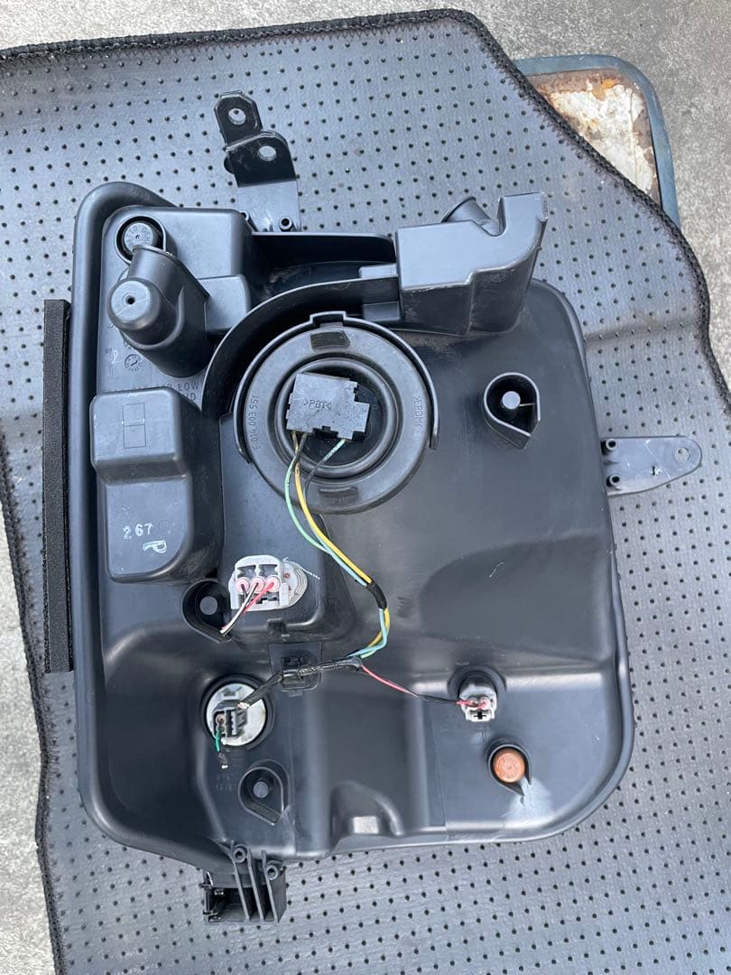 DA17V エブリィ　ヘッドライト　左側　助手席側