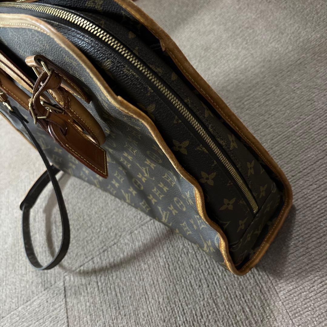 LOUIS VUITTON リヴォリ　ビジネスバッグ　ショルダーバッグ　廃盤