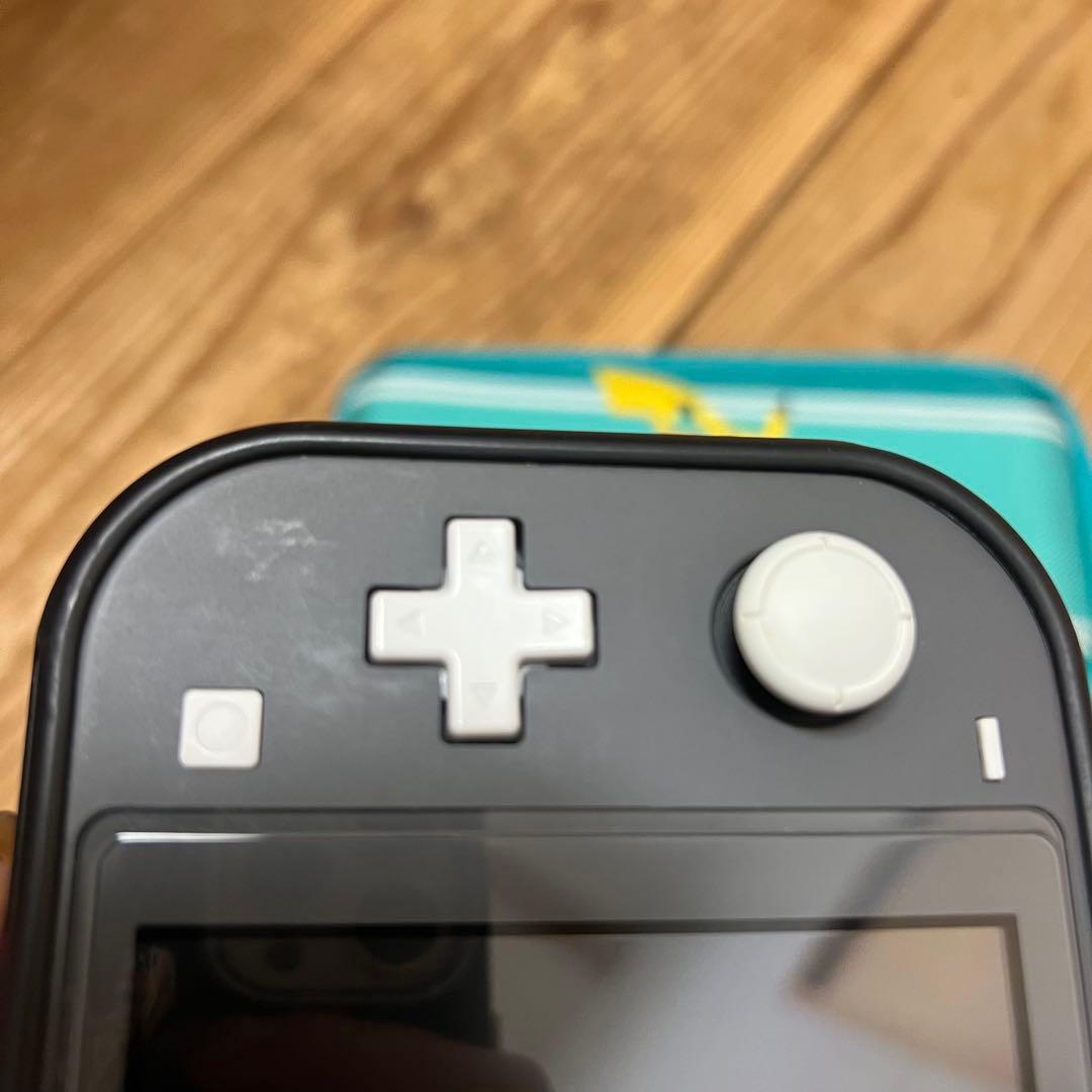 Nintendo Switch Lite ポケモンケース付き
