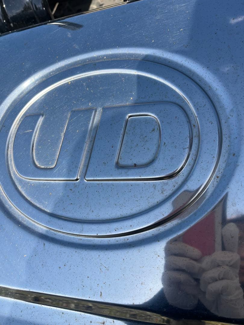 UD マフラーカバー 裏面ダメージあり