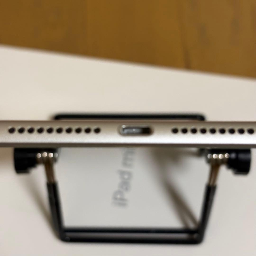 Apple iPad mini 第５世代シルバー WI-FI本体ジャンク