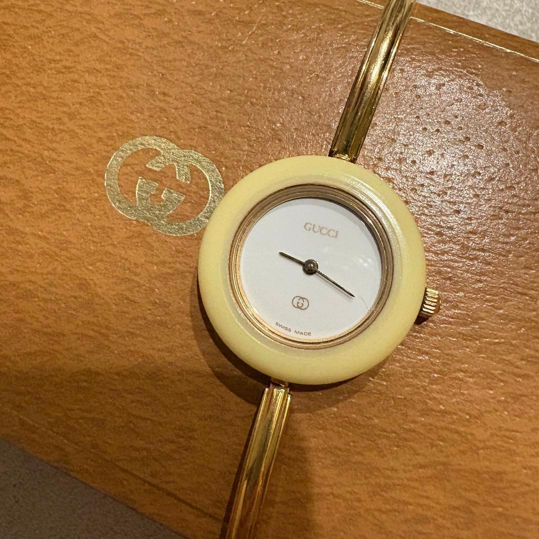 GUCCI チェンジベゼル　不動