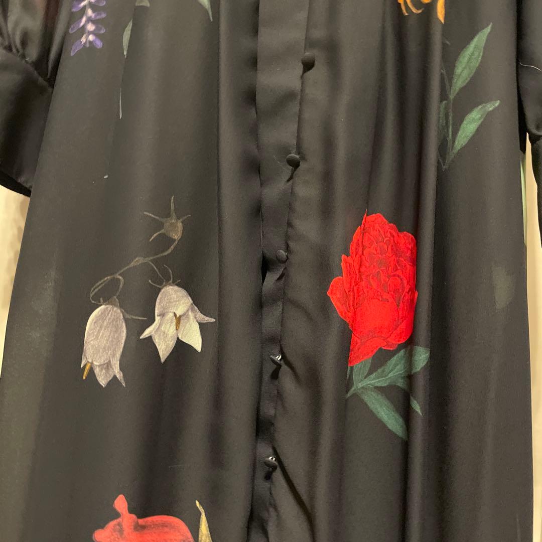 花柄長袖ワンピース