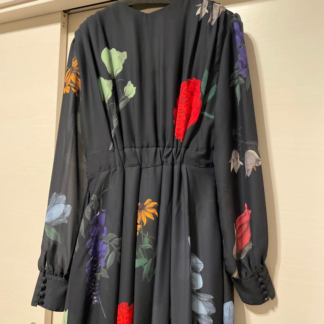 花柄長袖ワンピース
