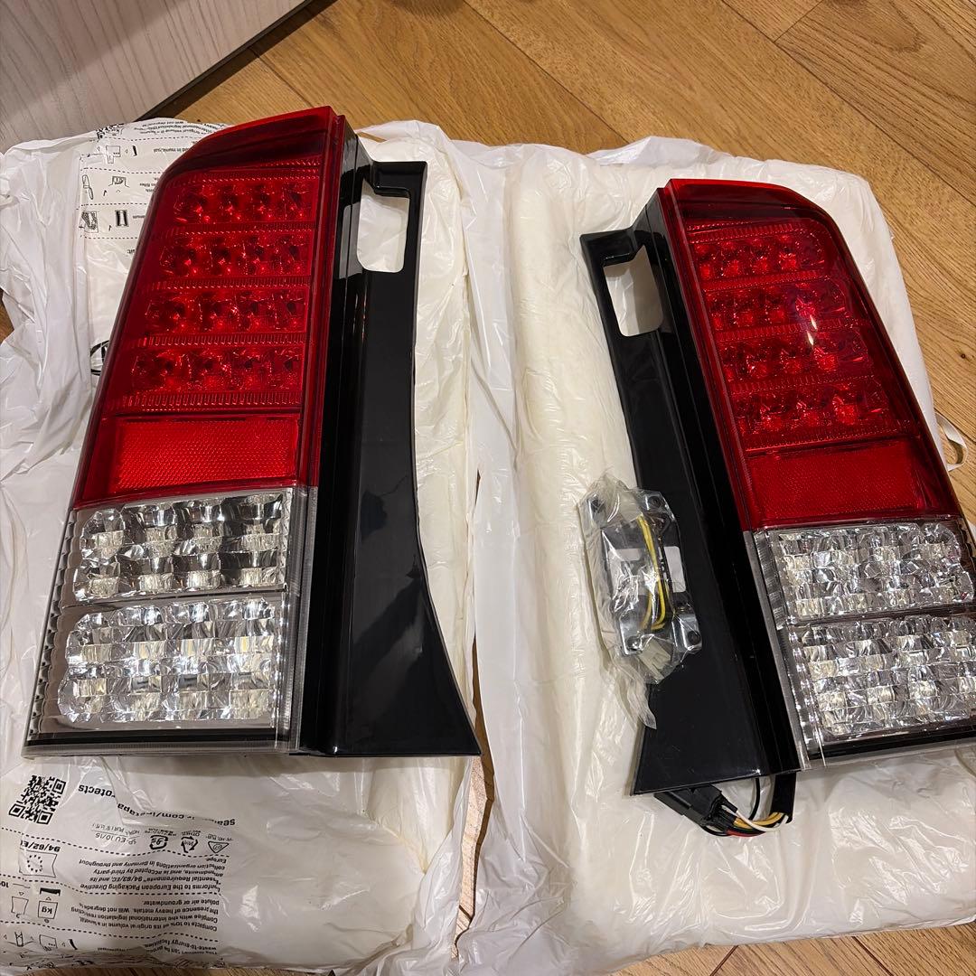 トヨタ bB SONAR NCP30/NCP31 LEDテールランプ　美品