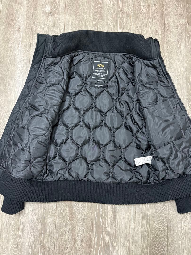 早い者勝ち！ALPHA INDUSTRIES フライトジャケット M黒 ナノユニ