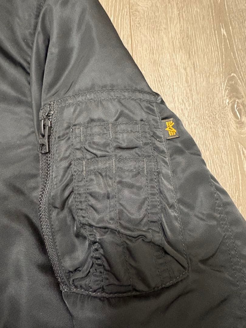 早い者勝ち！ALPHA INDUSTRIES フライトジャケット M黒 ナノユニ