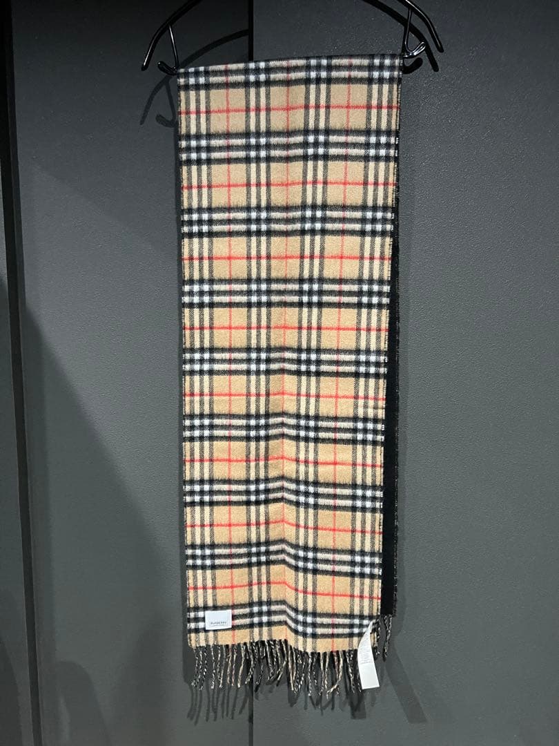 BURBERRY ブラック マフラー ウール