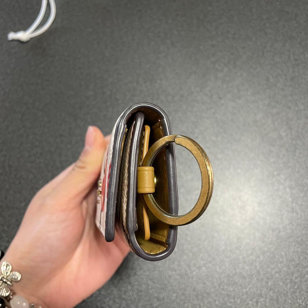 COACH コーチ チェリー柄 キーケース　ホワイト　ペブル