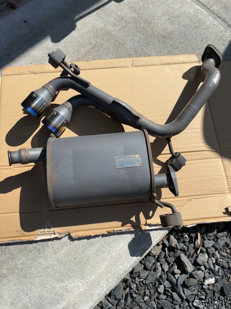 HKS センター出しマフラー　中古