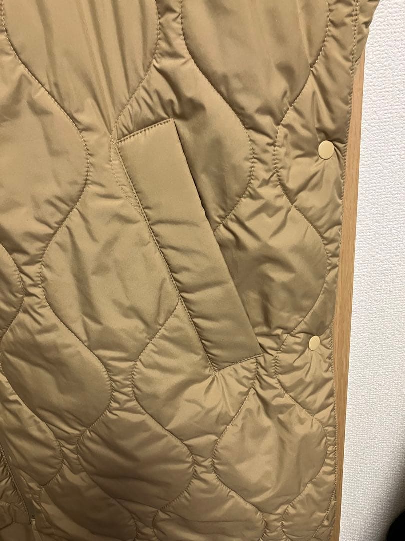 【新品・未使用】MaxMara 超軽量キルティングケープコート ポンチョ　ジレ