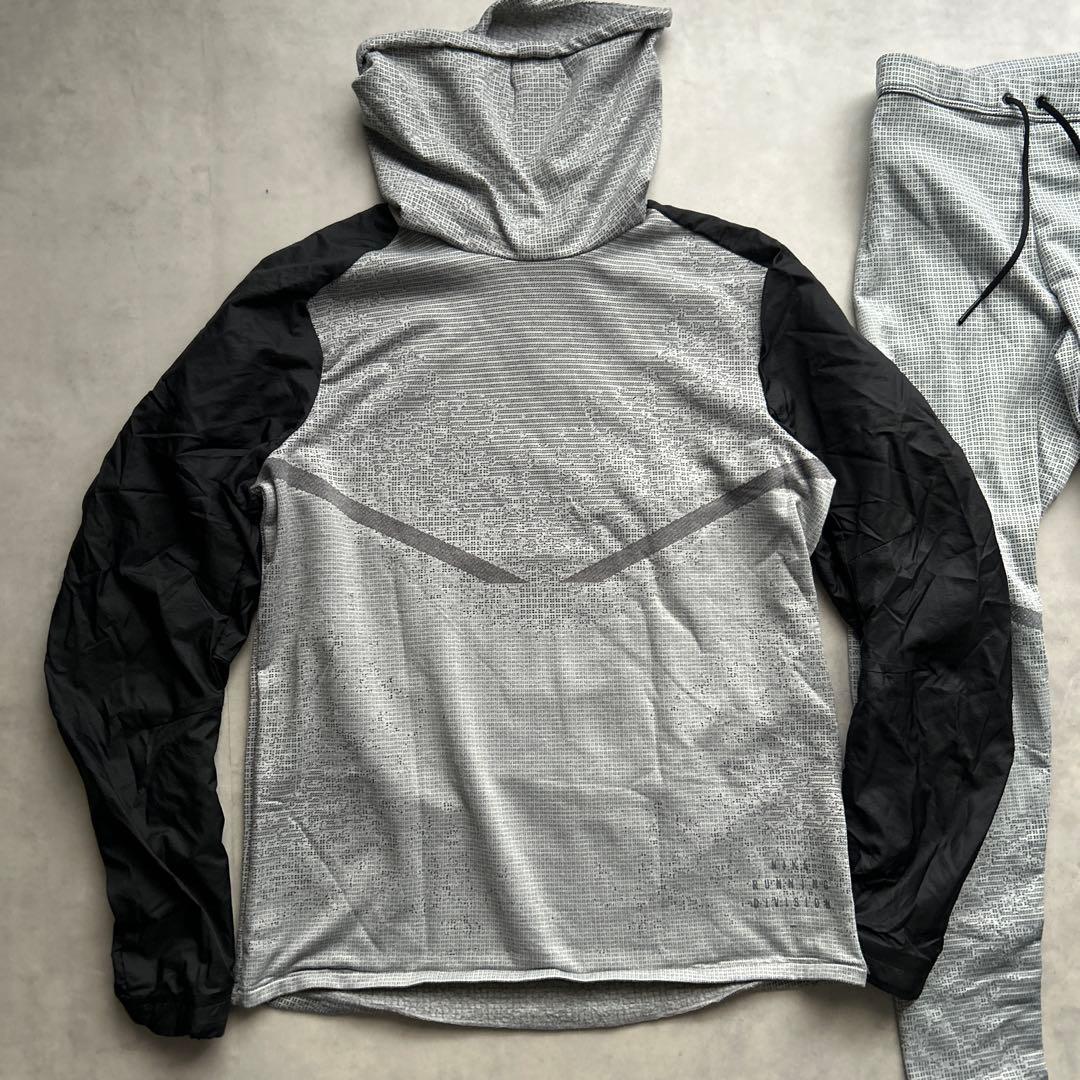 NIKE RUN DIVISION THERMA-FITTセットアップ
