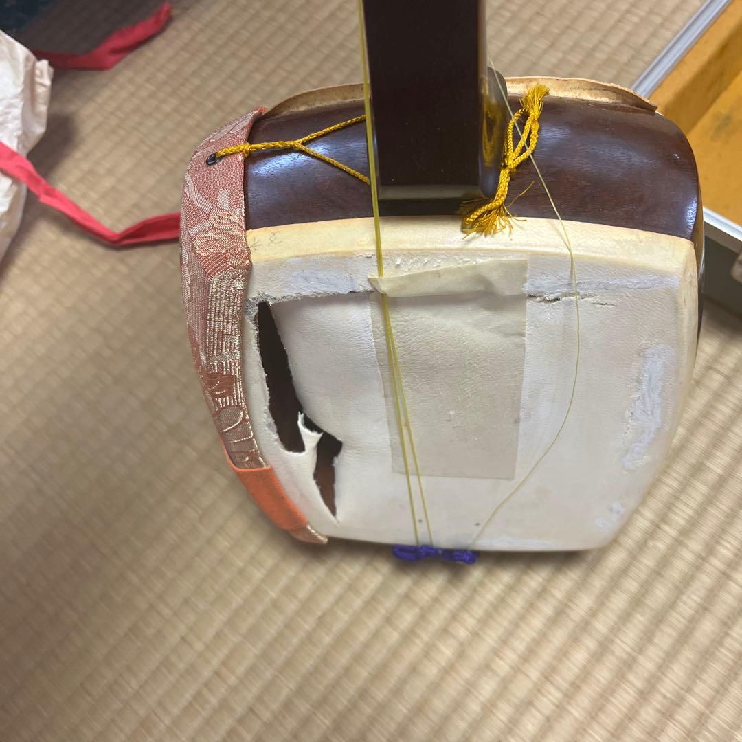 三味線本体 花柄装飾 ケース付き