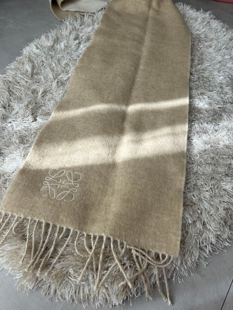 LOEWE ロエベ　リバーシブルマフラー ベージュ ホワイト