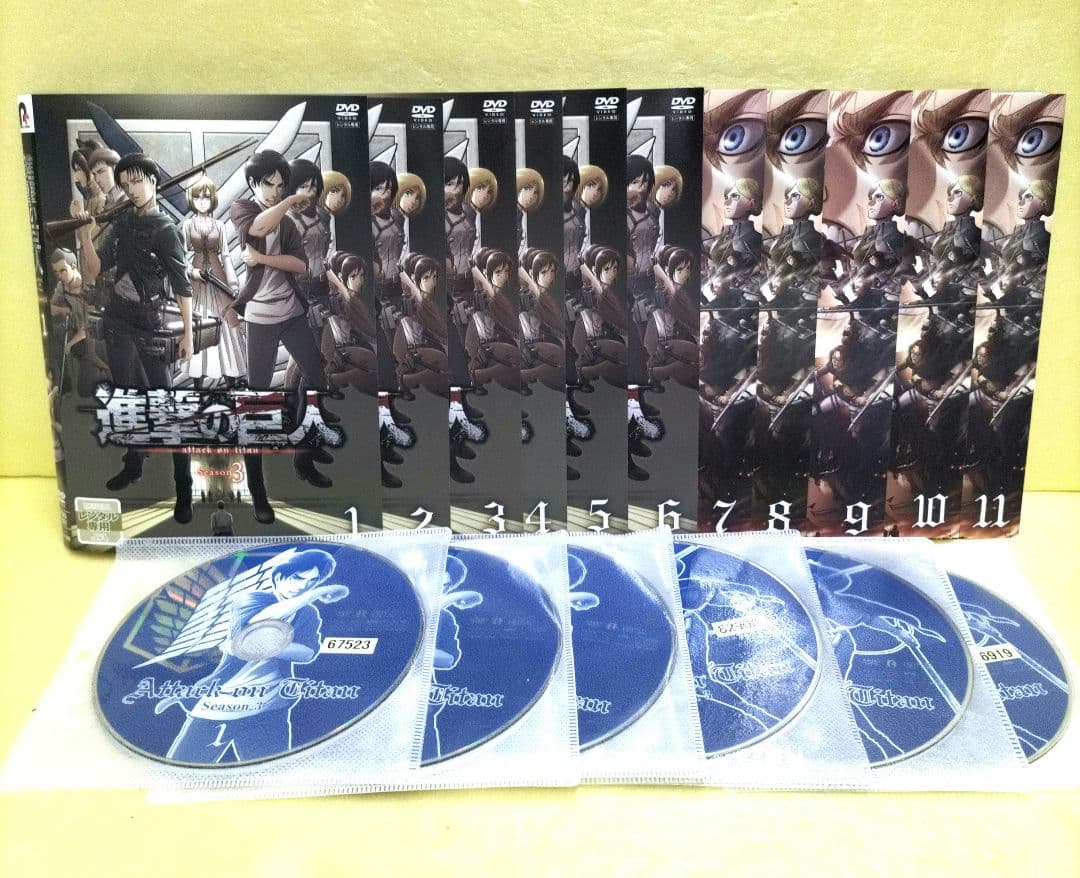 進撃の巨人 シーズン1〜ファイナル、劇場版セット　レンタル落ち