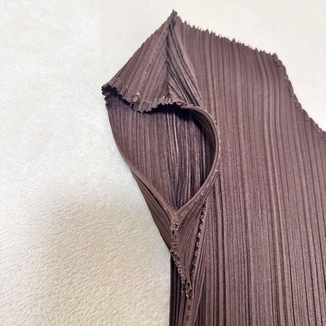 極美品✨PLEATS PLEASE 特殊加工　プリーツ　半袖　ブラウン　トップス