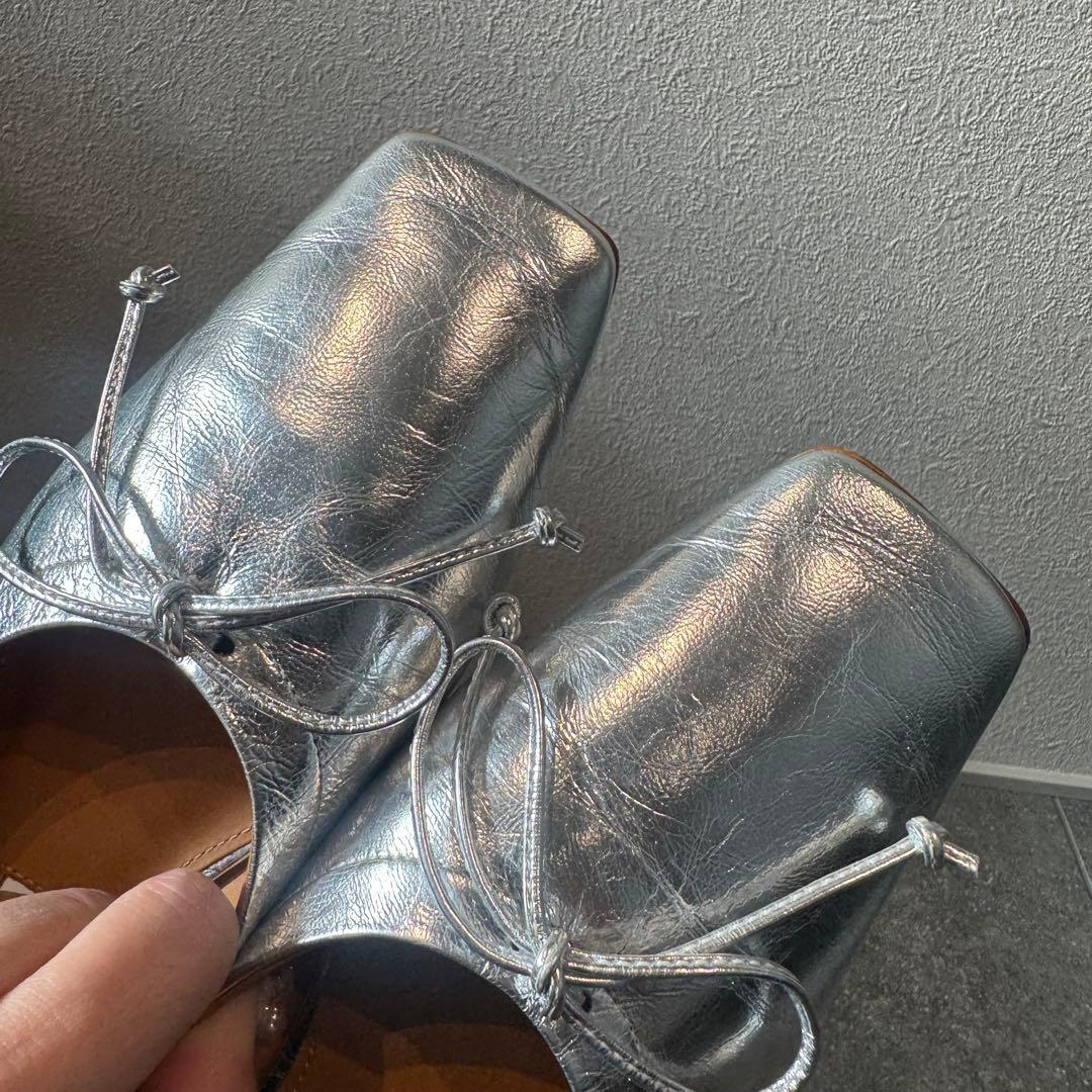 美品ピッピシック希少スクエアトゥバレエシューズ　フラット　シルバーリボン24.5