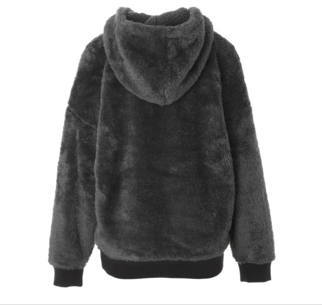 新品UGG ボア　パーカー