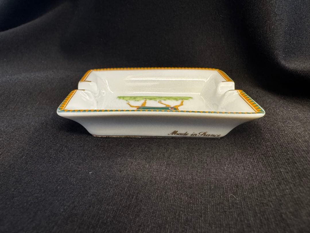 HERMES 馬柄 灰皿