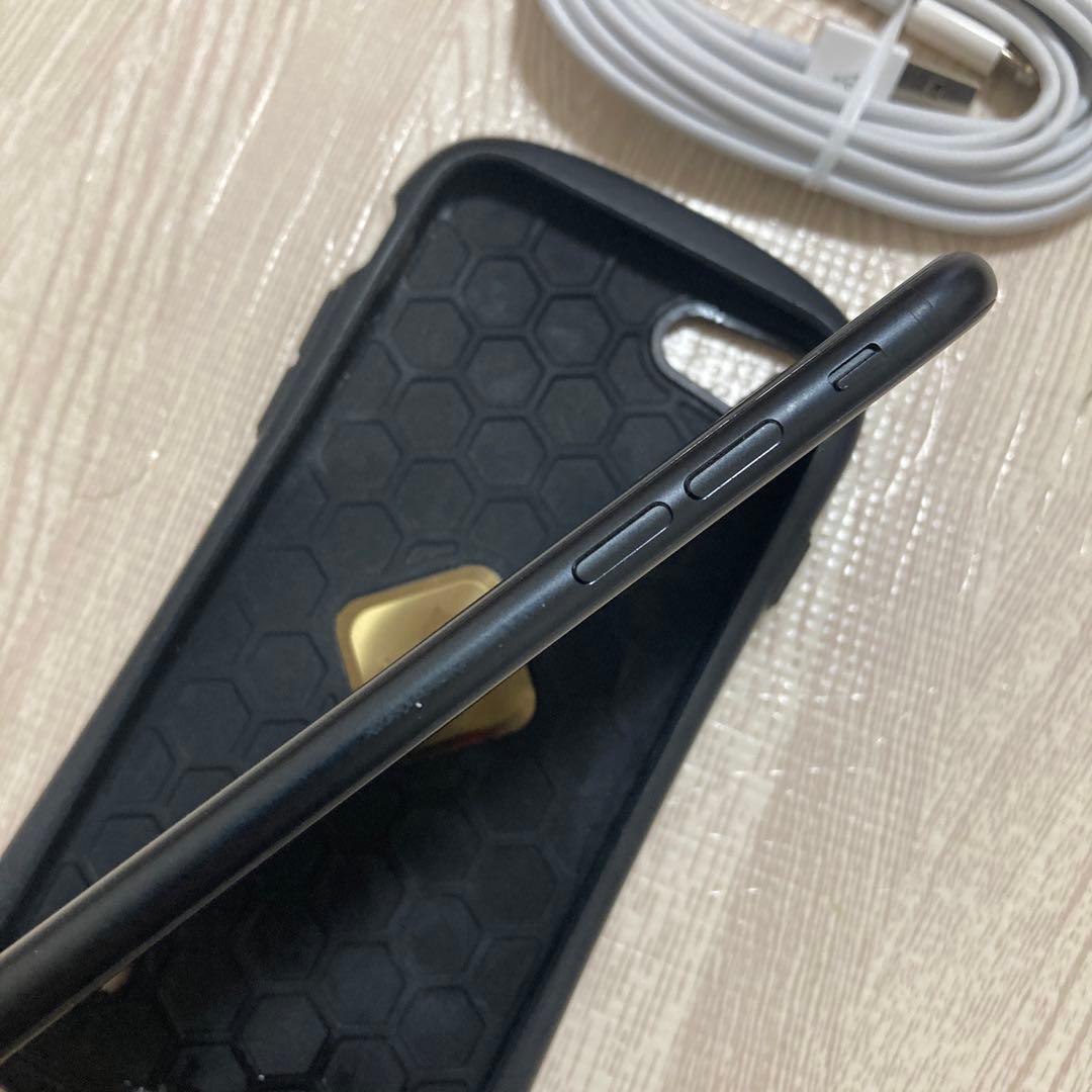 iPhone 128GB 本体 simフリー　iFaceケース付き